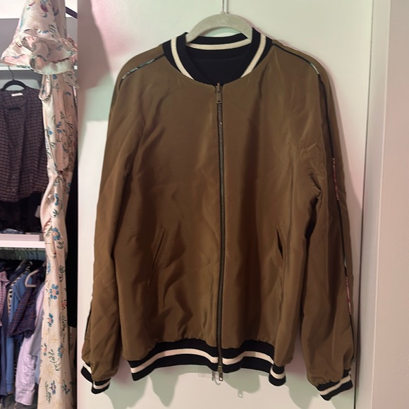 Stone Cold Fox Silk Reversable Bomber - Picture 1 of 3